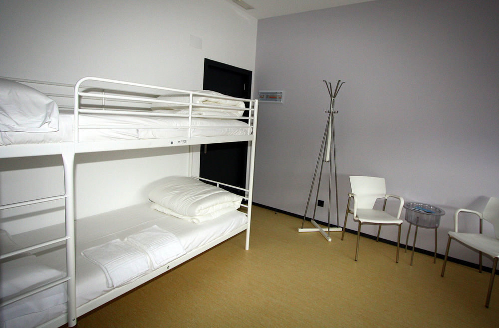 Kaps Hostel Vigo Ngoại thất bức ảnh
